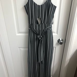 MISGUIDED jumpsuit